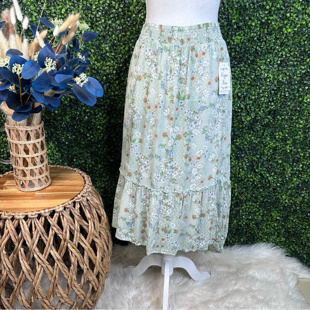 Sage Green Tiered Midi Skirt‎ nwt